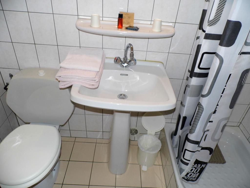 Hotel Des Touristes Pierrefitte-Nestalas Zewnętrze zdjęcie